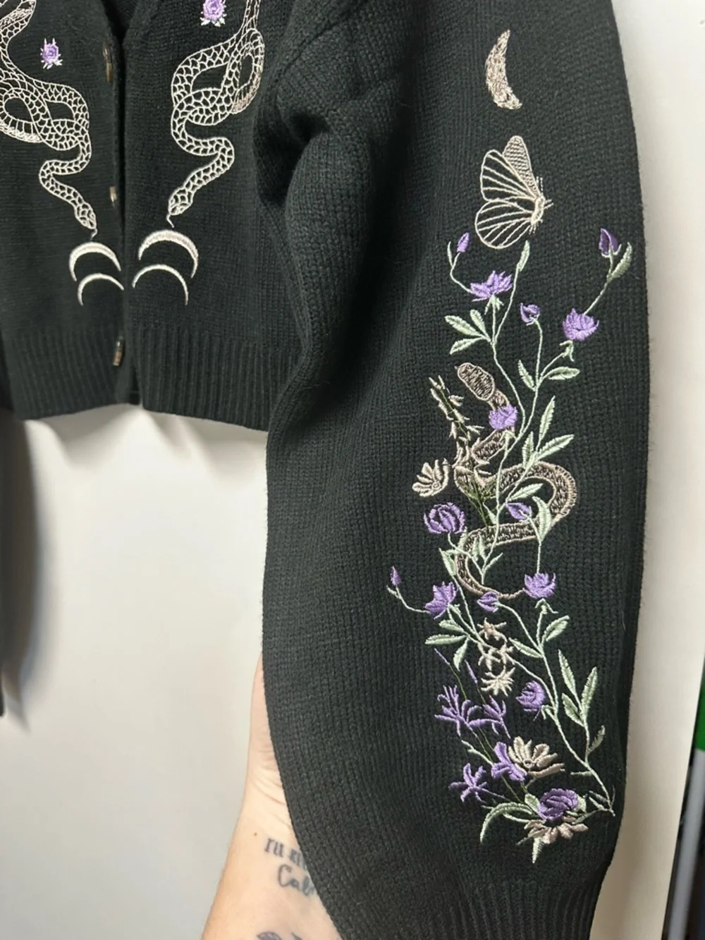 Snake Crop sweater - medium - Picture 3 of 4